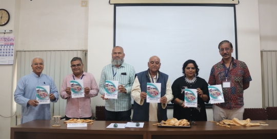 Book Launch: Gujarat na nana machhimaro - Paristhi ane padkaro